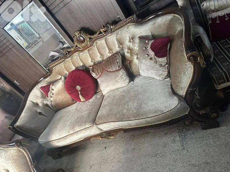 طقم كنبايات حفر ملكي خشب زان مع طاولة 6