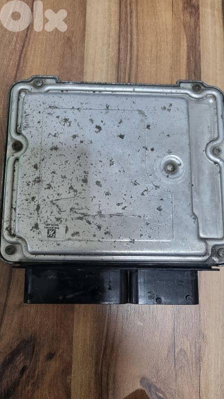 Ecu Vw tiguan 2.0 mod 2009 3