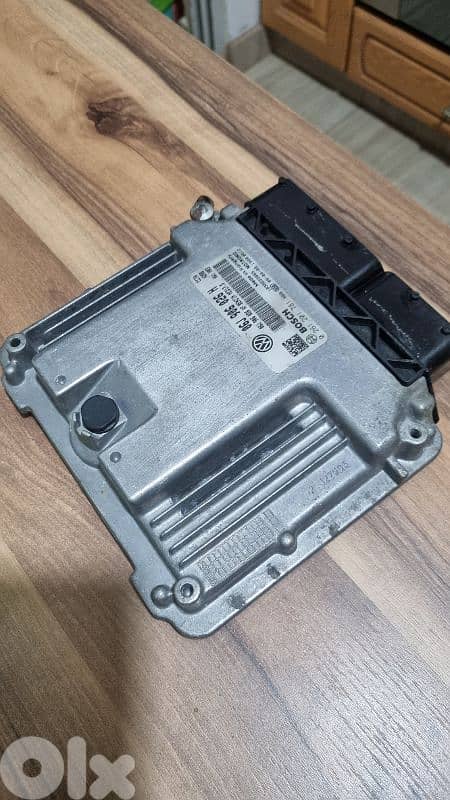 Ecu Vw tiguan 2.0 mod 2009 4