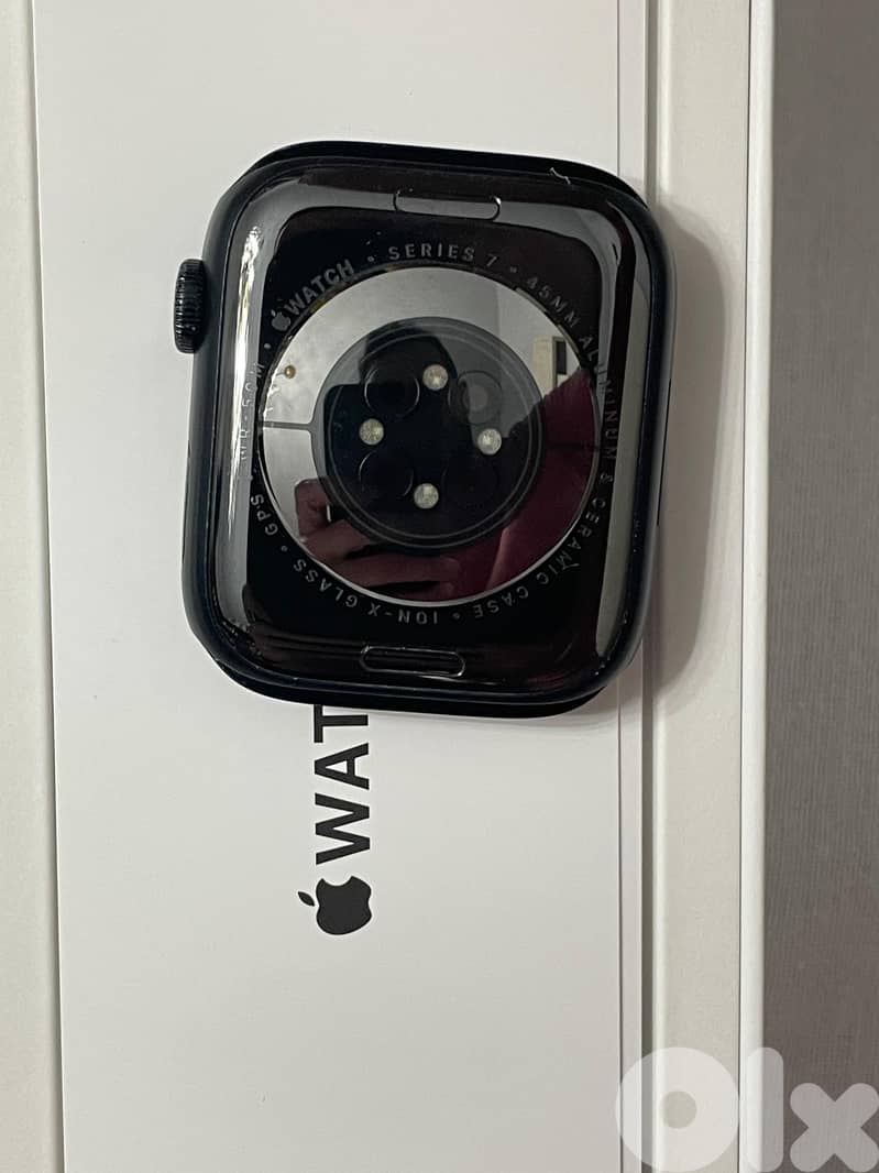 Apple Watch Series 7 45mm 32GB 2