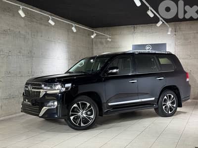 Toyota Land Cruiser V8 BUMC Service 1 Owner