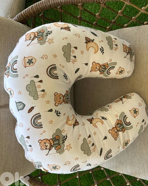 Breastfeeding Pillow 1