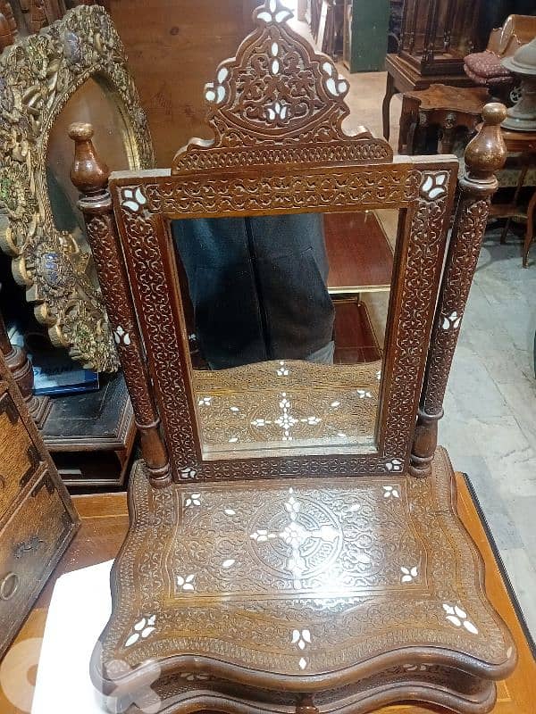 قطعة من الروائع مراية صدف مع جارور 1