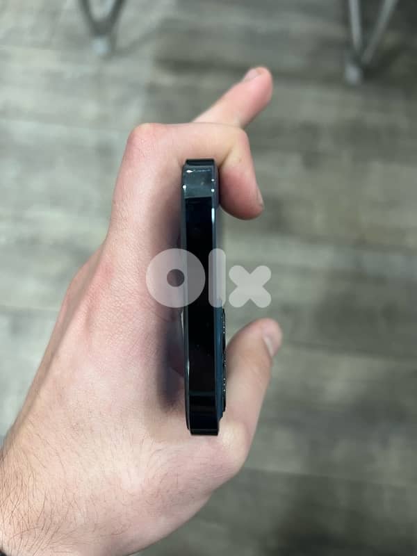 12 Pro  256 Gb 5