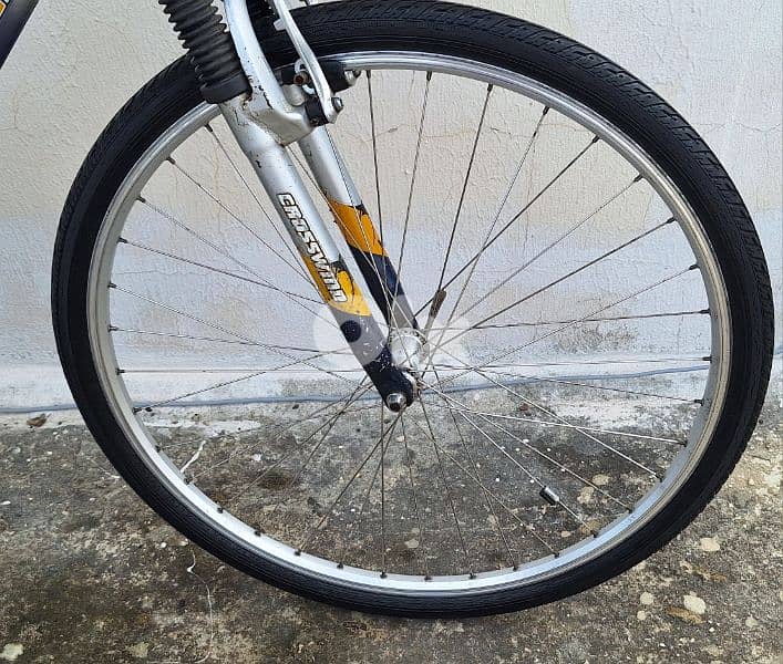 New Cross Bike iyess 28 b 80$ 2