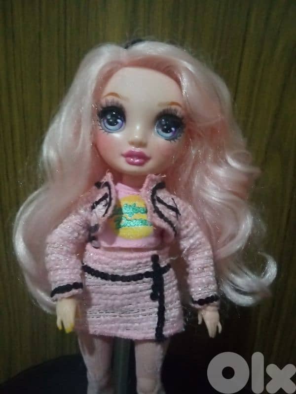 BELLA PARKER RAINBOW HIGH OMG Great doll +her own complete wears+shoes 1