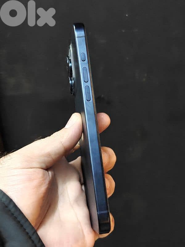 iphone 15 pro max 256GB ( esim ) 2