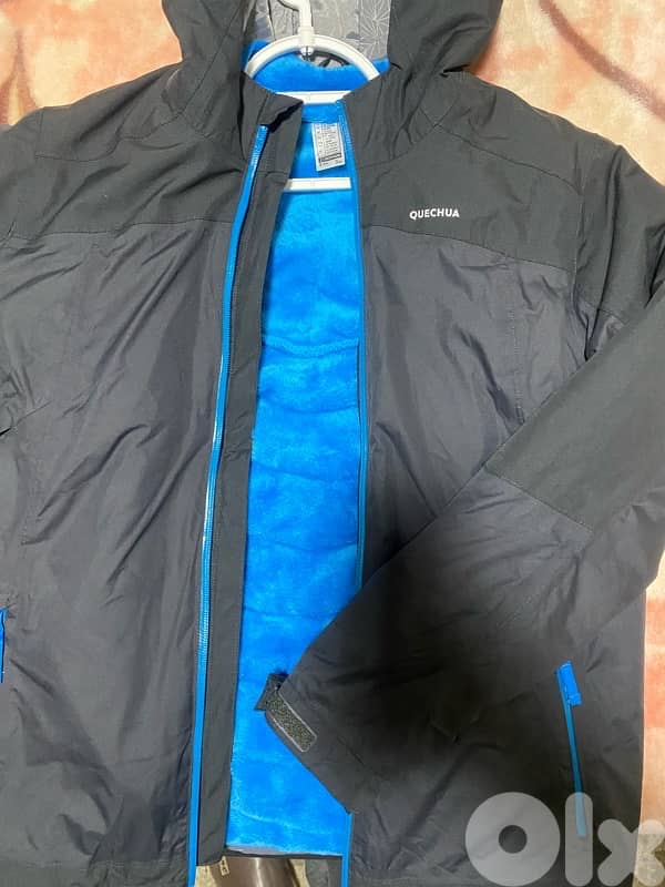 جاكيت Quechua من Decathlon جاكيت شتوي مبطّن، 4