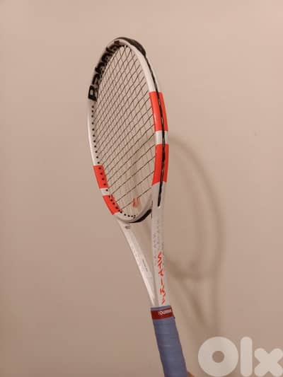 Tennis bundle 2 babolat rackets price negotiable, need gone.