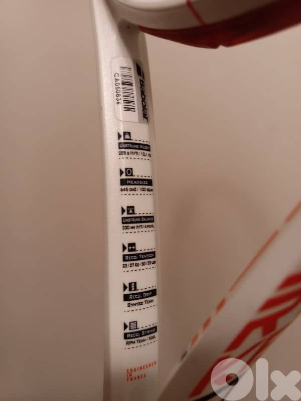 Tennis bundle 2 babolat rackets price negotiable, need gone. 7