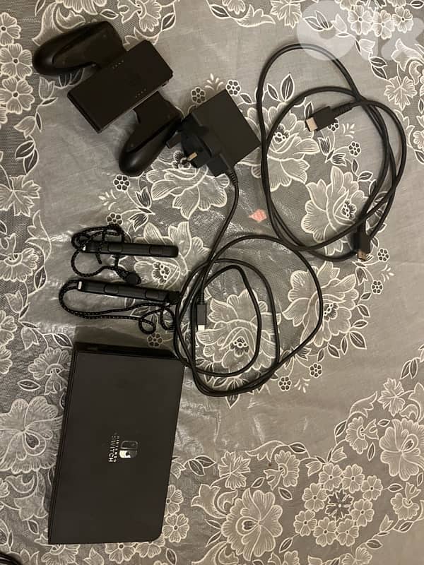 Nintendo switch OLED and accessories 5