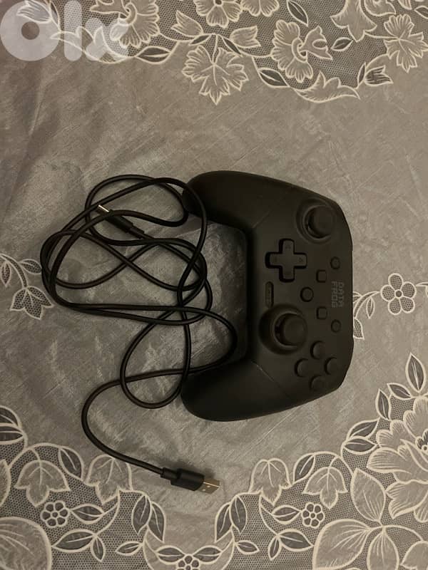 Nintendo switch OLED and accessories 7