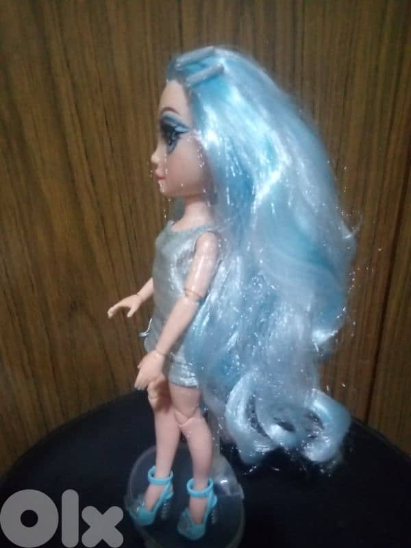 GABRIELLA ICELY RAINBOW HIGH posable great doll+her own dress+shoes=44 2