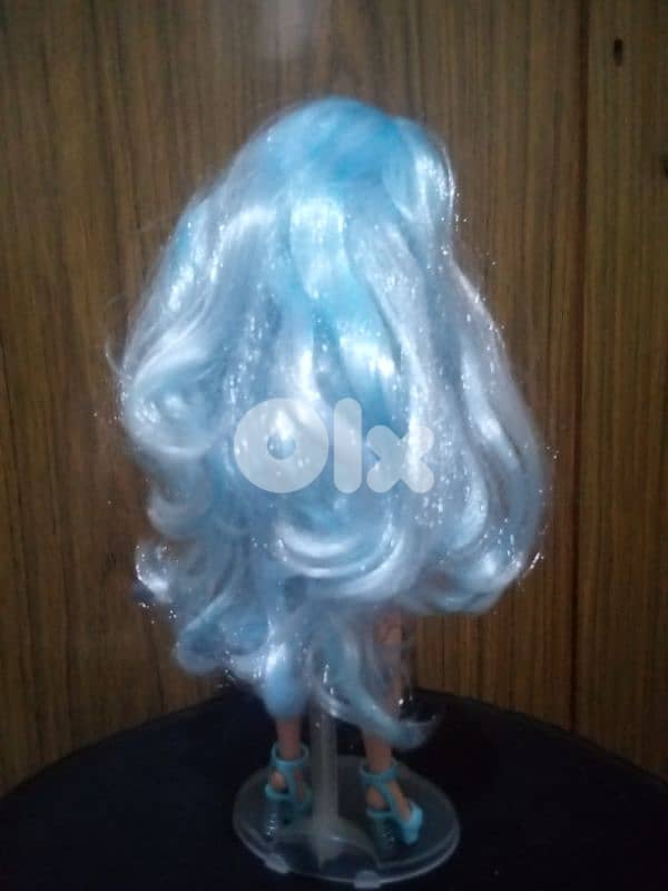 GABRIELLA ICELY RAINBOW HIGH posable great doll+her own dress+shoes=44 4