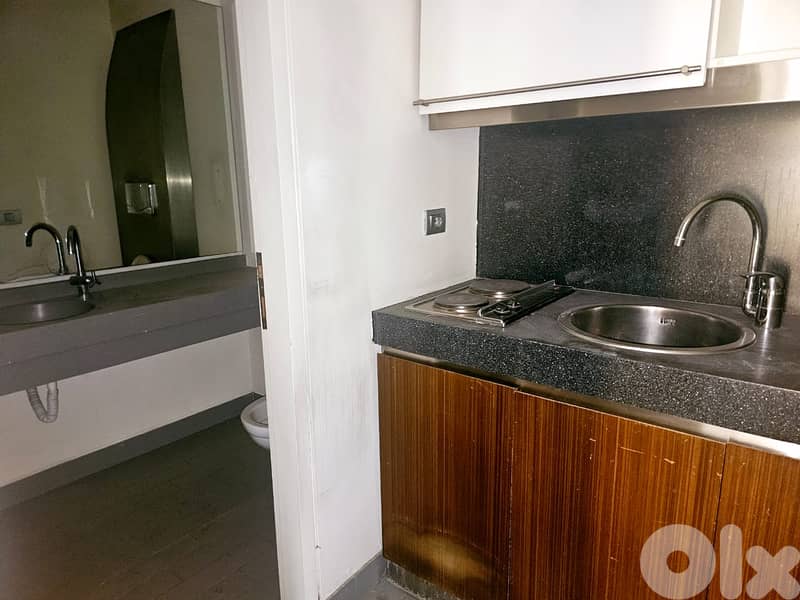 AH-HKL-368 Commercial Building 1,000 m² for Rent in Downtown 3