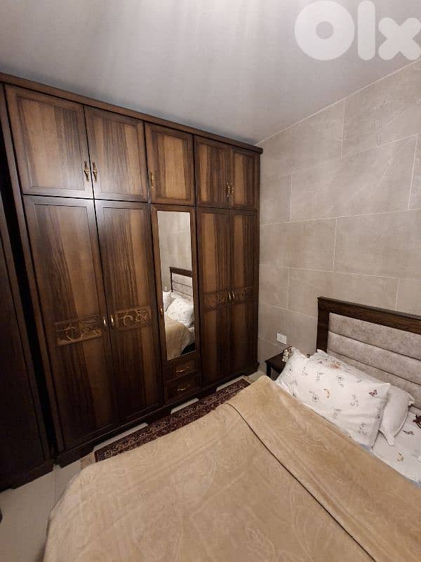 للبيع غرفة نوم، الوسطاء يمتنعون 1