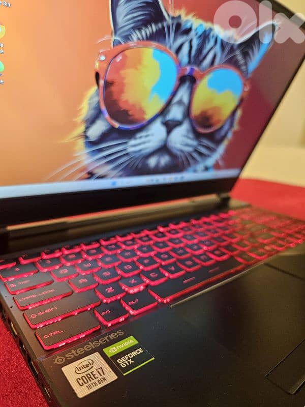 in box msi core i7-10750H gaming laptop 1