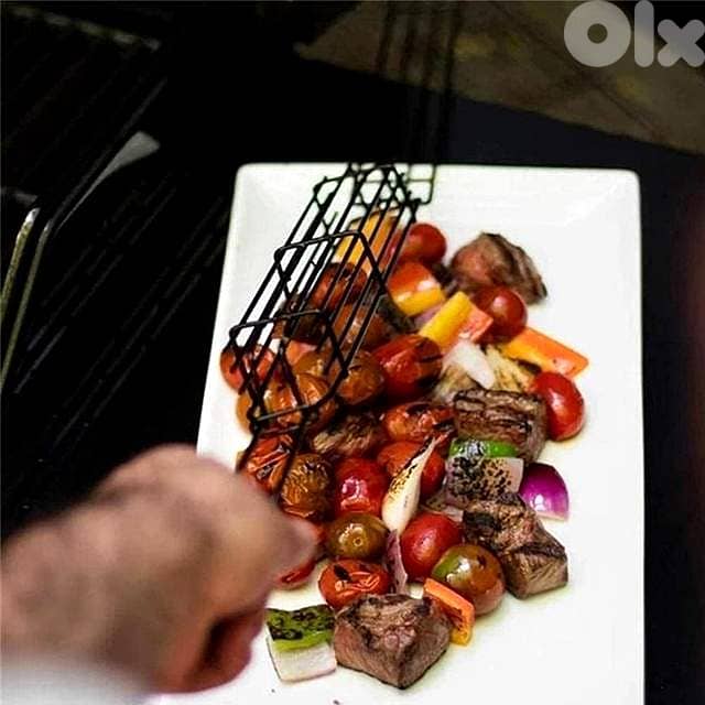 Non-Stick Kebab Grill Baskets (4-Pack) – Carbon Steel, Rosewood Handle 7