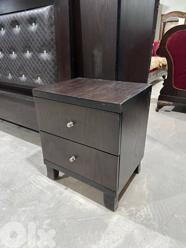 اوضة نوم شغل توصاية خشب زان ولاتي كلا كتير مرتبة ملبسة قشر 7