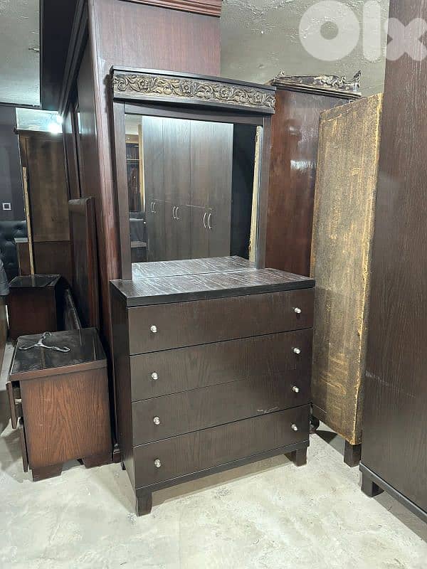 اوضة نوم شغل توصاية خشب زان ولاتي كلا كتير مرتبة ملبسة قشر 8