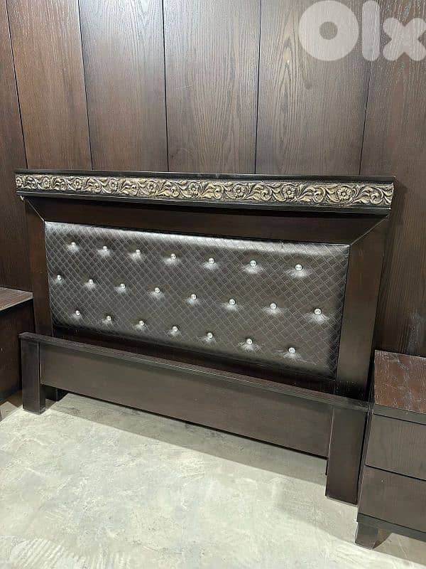 اوضة نوم شغل توصاية خشب زان ولاتي كلا كتير مرتبة ملبسة قشر 10