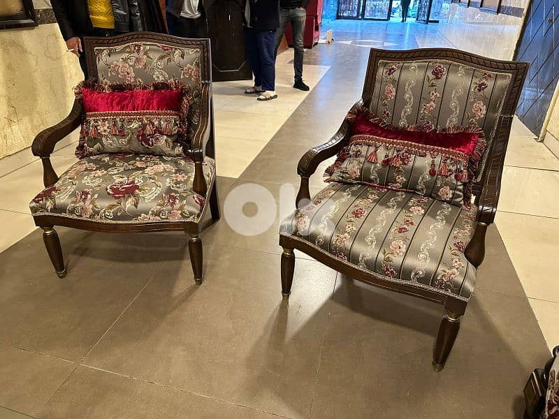 طقم كنبايات خشب زان ست قطع وطاولة 8