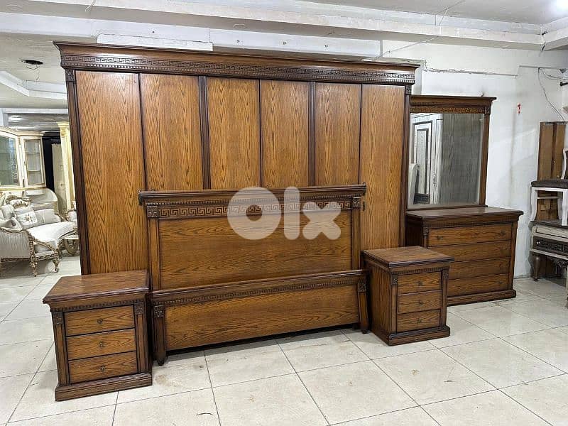 اوضة نوم ملكية خشب زان ولاتي كلا ملبسة قشرة سنديان 3