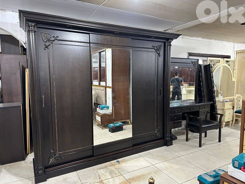 اوضة نوم ملكية سحاب خشب زان ولاتي كلا ملبسة قشر 1