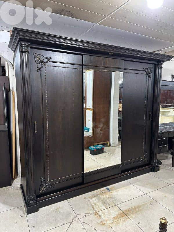 اوضة نوم ملكية سحاب خشب زان ولاتي كلا ملبسة قشر 5