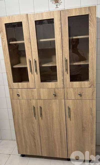 فاترينة مطبخ حجم كبير عرض 105 سم