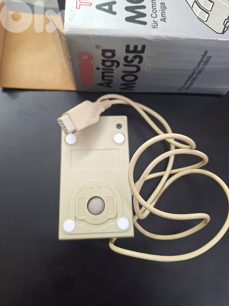 ماوس قديمة  اوميغا 2