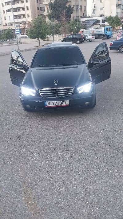 مرسيدس بنز  200 سريس 2005