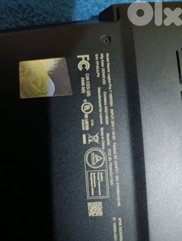 Lenovo Legion Pro 7 – RTX 4090 – 64GB RAM – 2TB SSD (Like New) 7