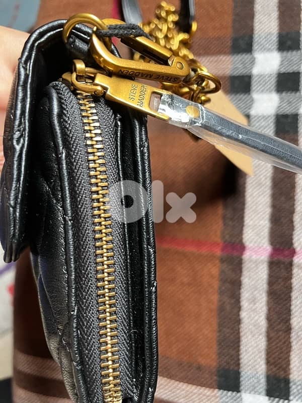 STEVE MADDEN quilted chain cross bag -new in tag 6