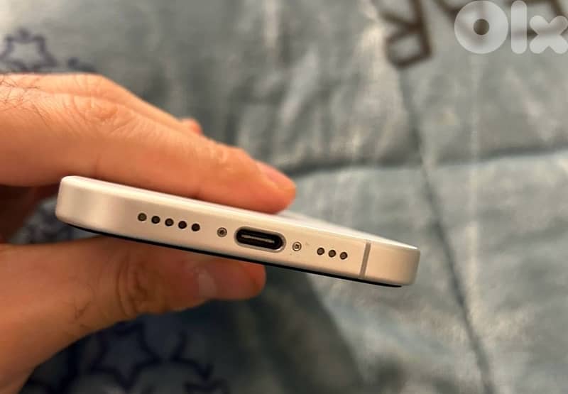 Iphone 16  71389996 2