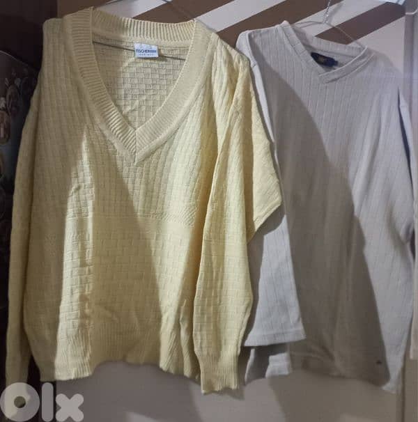 عندي ثياب مستعمله متل يلي بل صوور شروه كنزات وسوتشركم طويل وغير رجالي 16