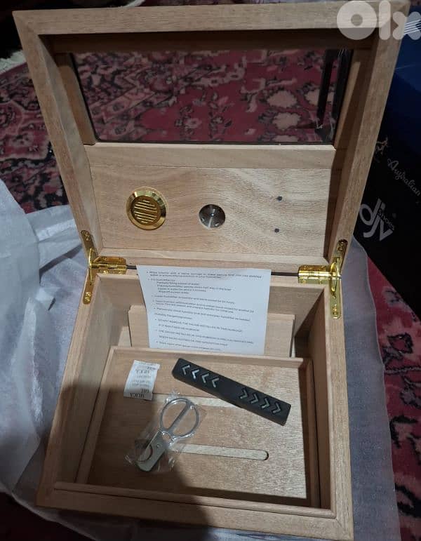 cigar box 1