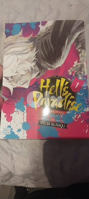 SELLING NEW MANGA FOR CHEAP 4