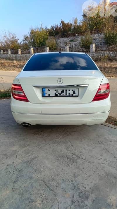 Mercedes-Benz C-Class 2012 c250