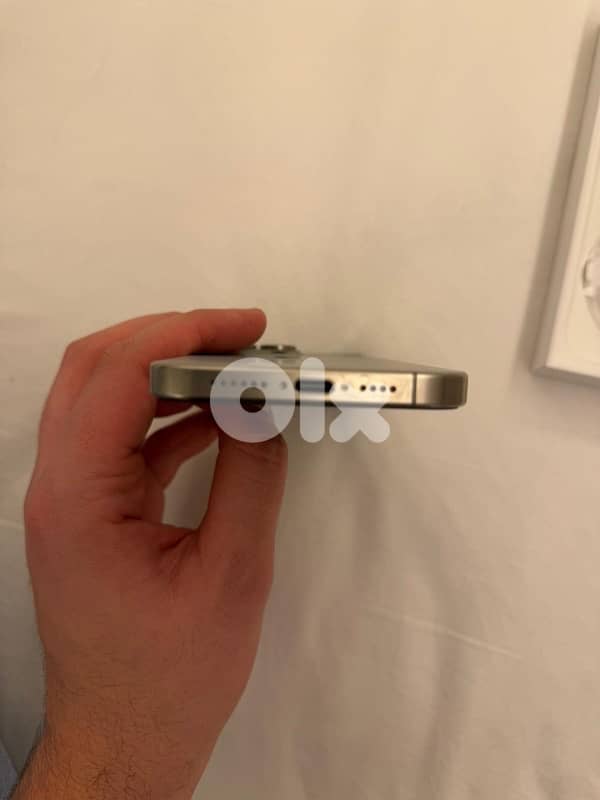 IPHONE 15pro max 256gb 3