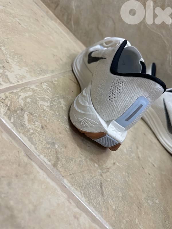 nike running choose 1