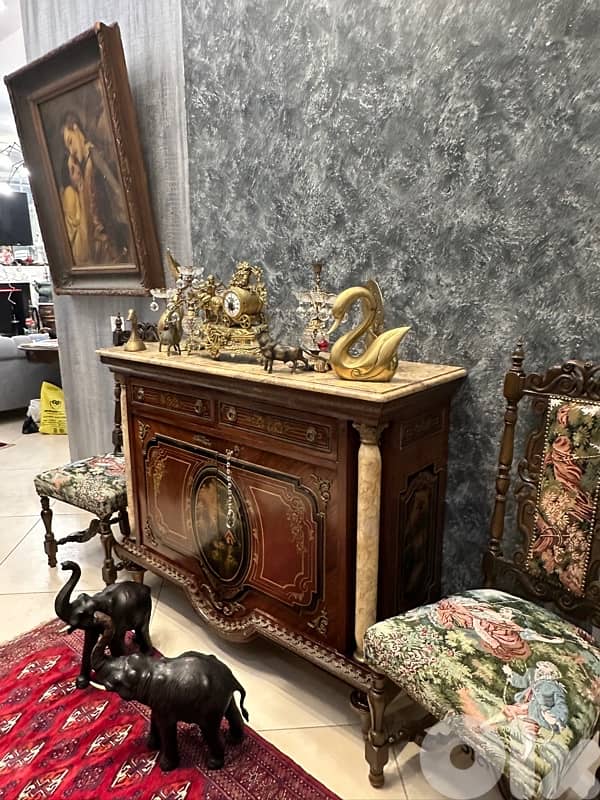Gorgeous Italian sideboard, Unique Metalwork and 2 chairs auntique 2