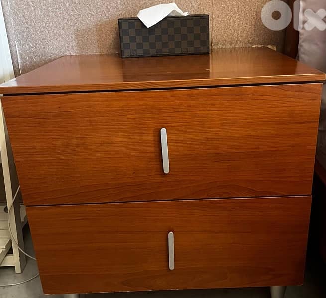 غرفةً نوم شبه جديدة ٤٥٠$  للتواصل ٧٠٨٥٨٤٦٢ 3