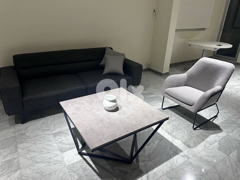 Dining table and living room discounted 2