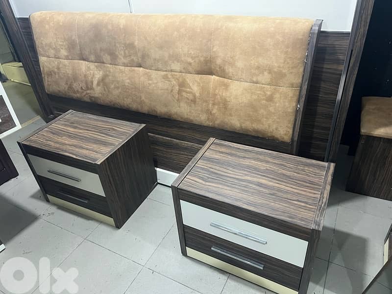 غرفة نوم شغل استقبال مستعملة شبه جديدة 7