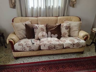 Salon with arm chairs