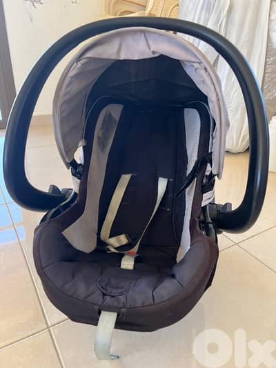 Chicco carseat with base