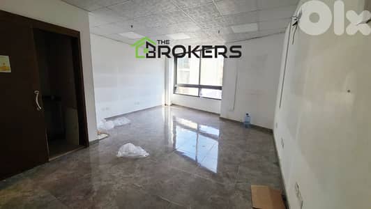 Office for Rent in Mar Elias مكتب للايجار في مار الياس