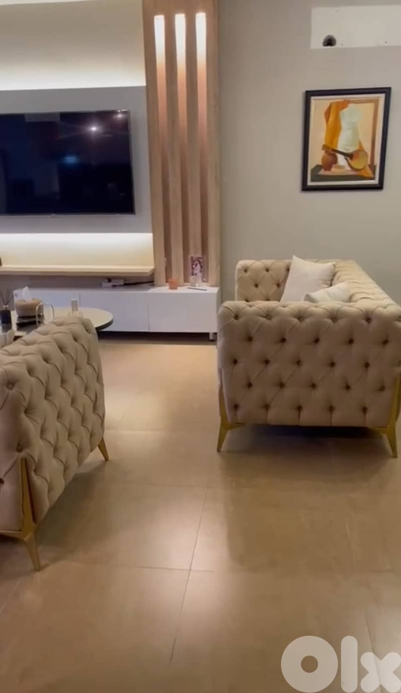 salon for sale color beige 1