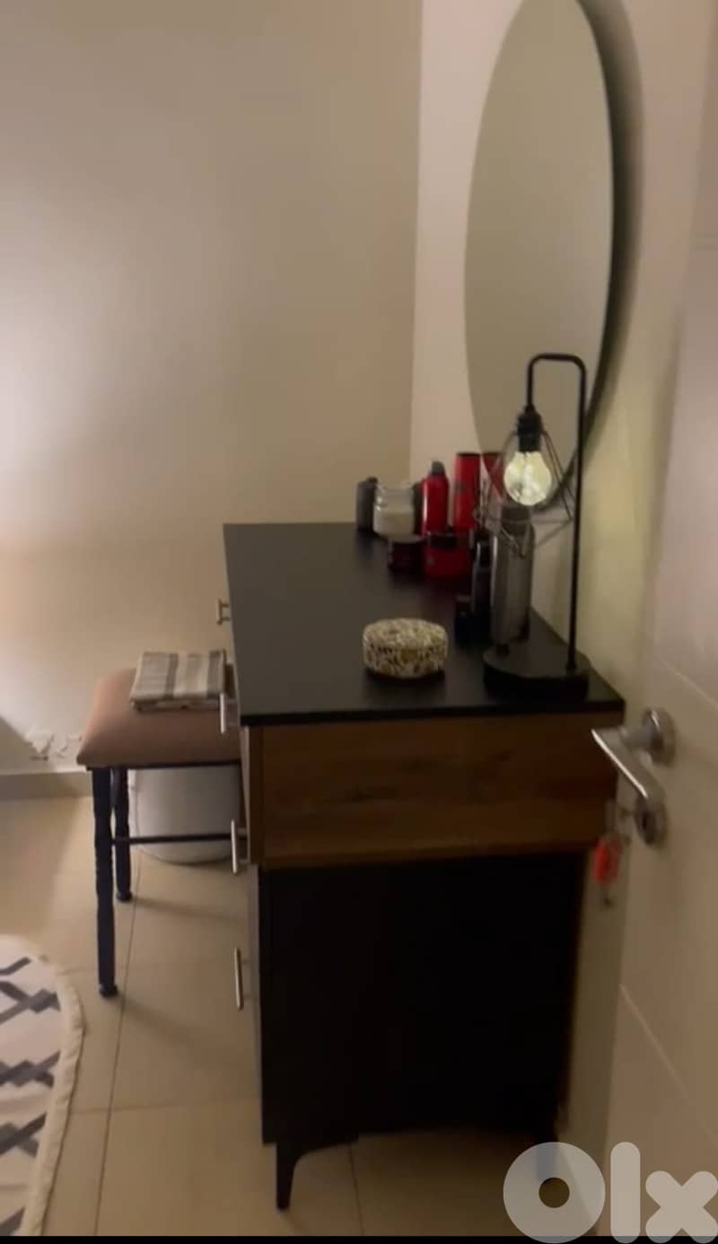 bedroom for sale in a very good condition 1